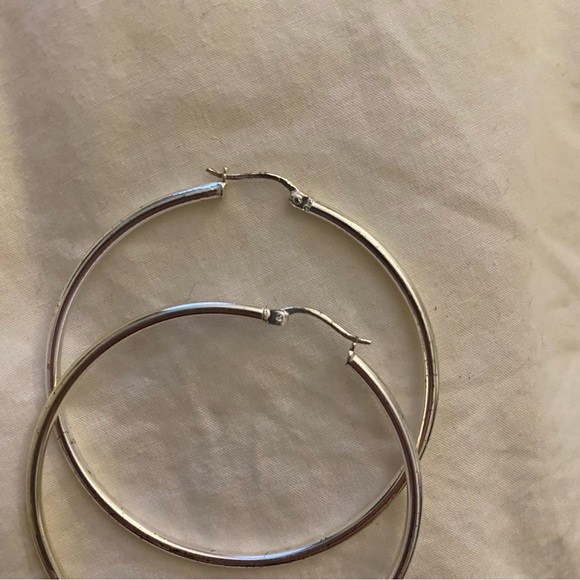🤍Big Hoop Earrings - Picture 2 of 2